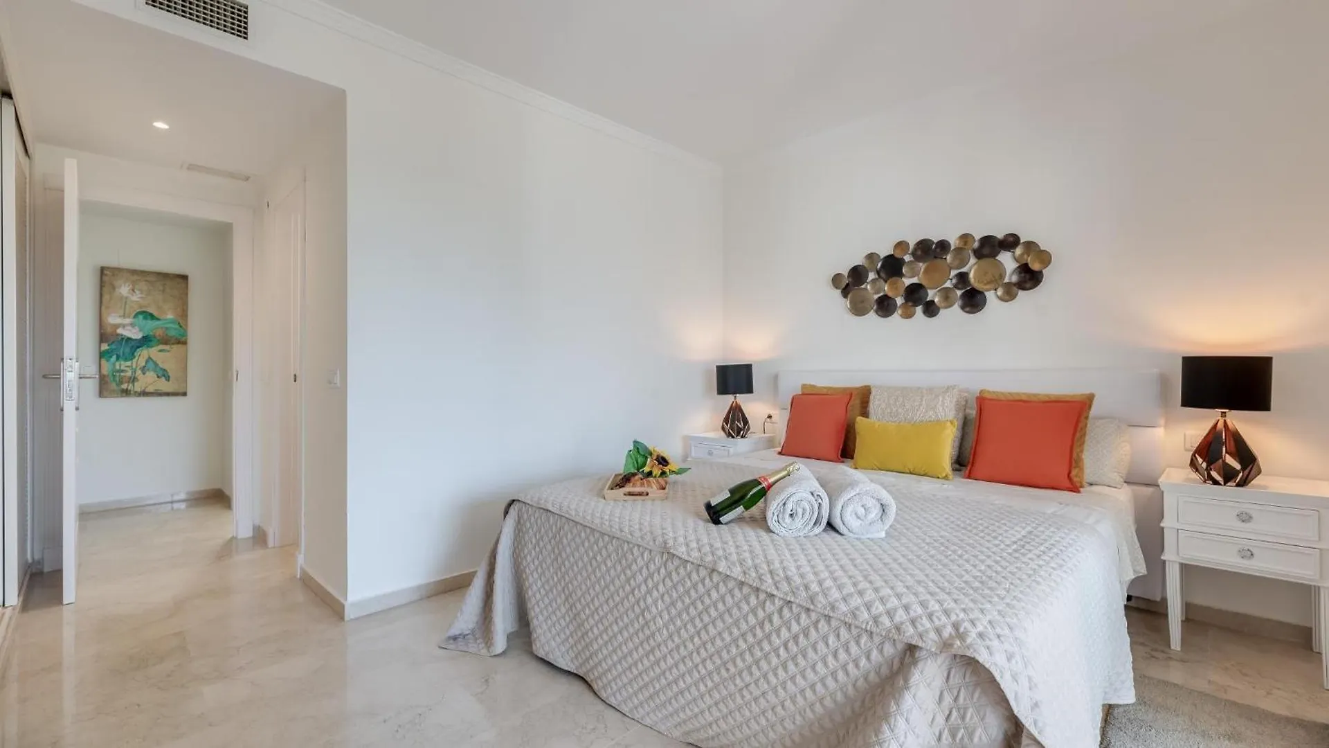 Mediterranean Getaway Seaviews At Puerto Banus Marbella 0*,