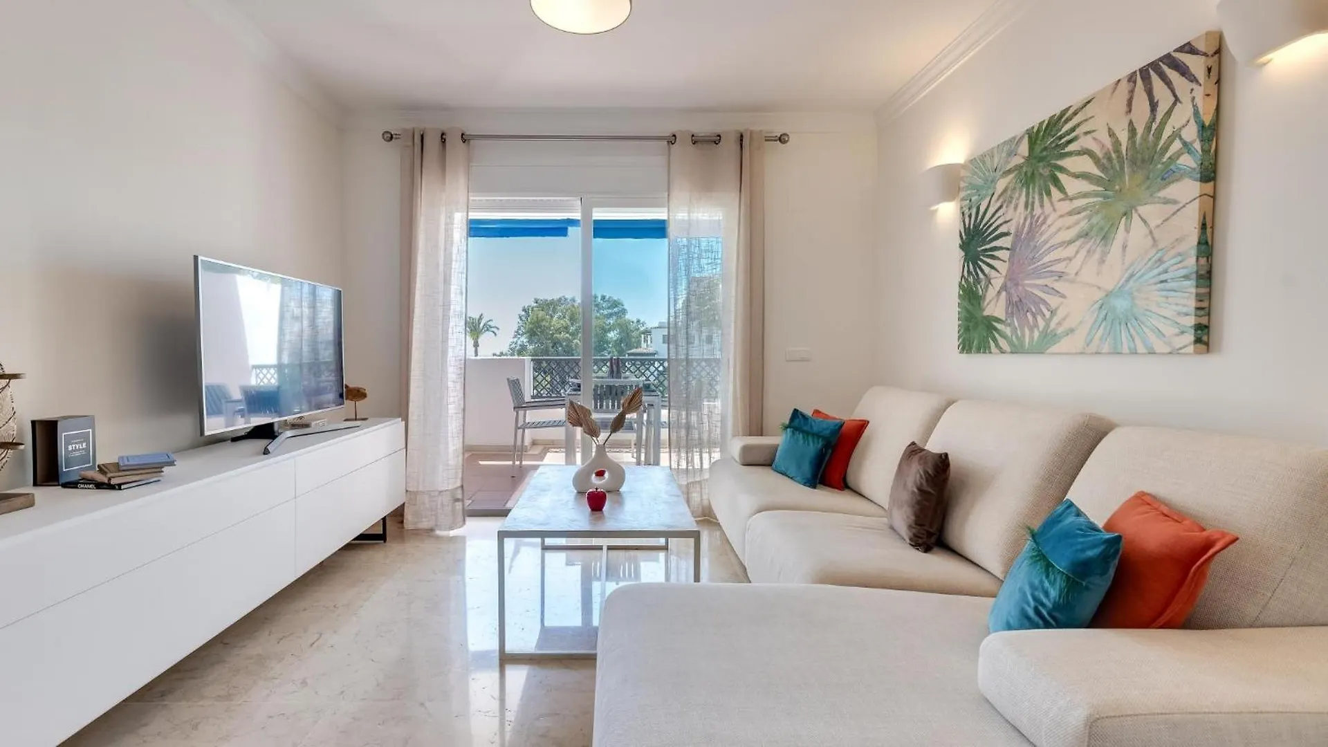 Mediterranean Getaway Seaviews At Puerto Banus Marbella Apartment